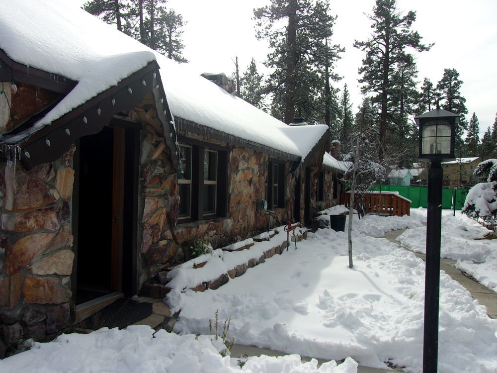 Embers Lodge & Cabins Lac Big Bear Extérieur photo
