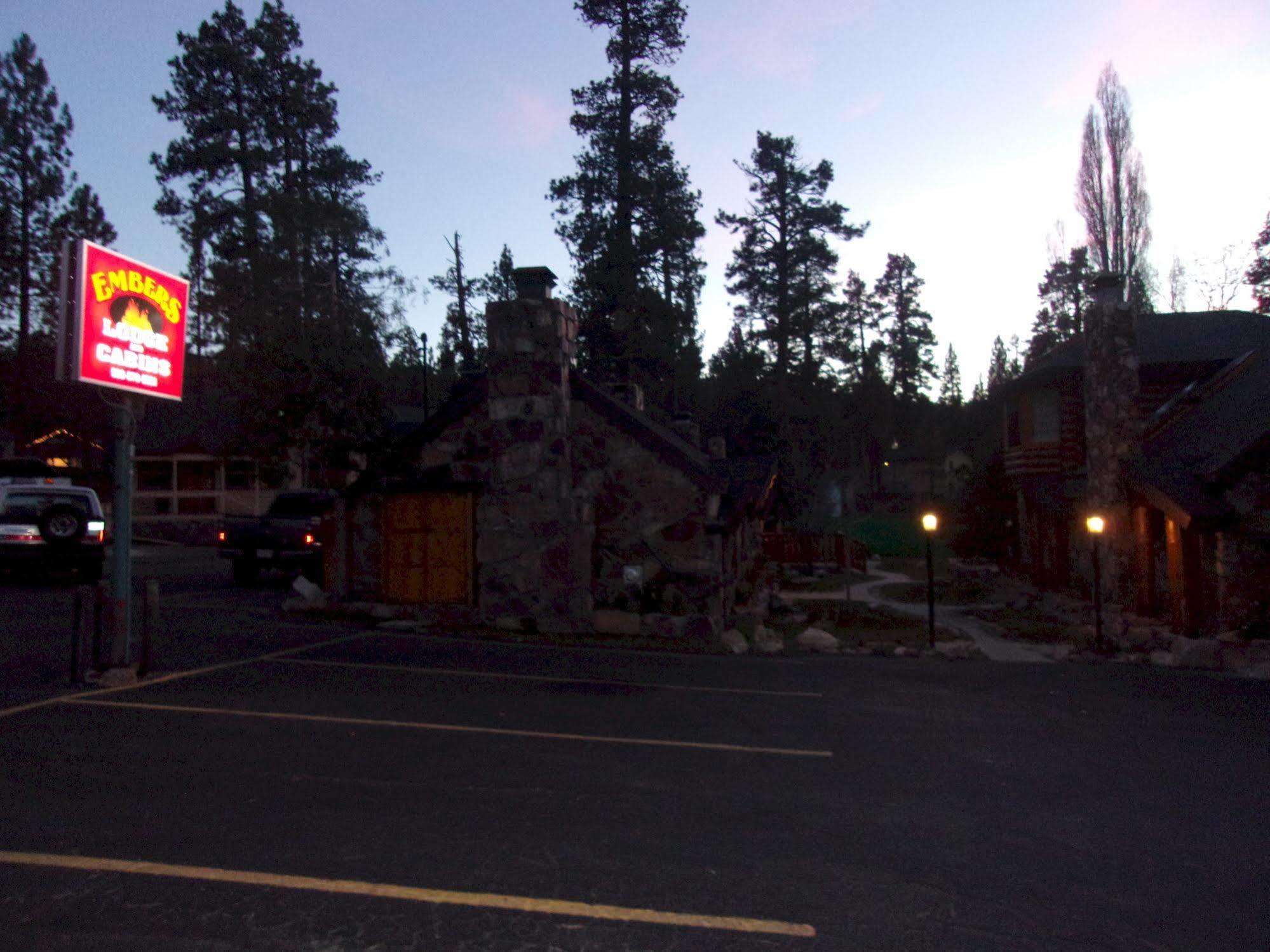 Embers Lodge & Cabins Lac Big Bear Extérieur photo